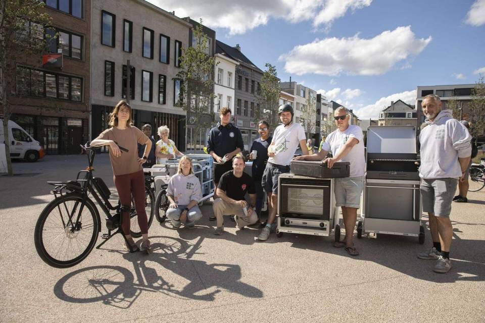 Mobiele buurtkeuken Den Dam schept op 
